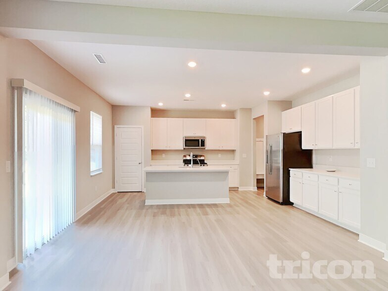 Building Photo - 4628 W Mineral Ln