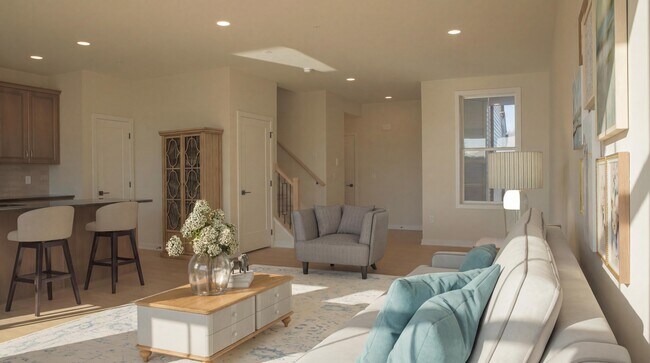 Building Photo - 355 Aspen Wy