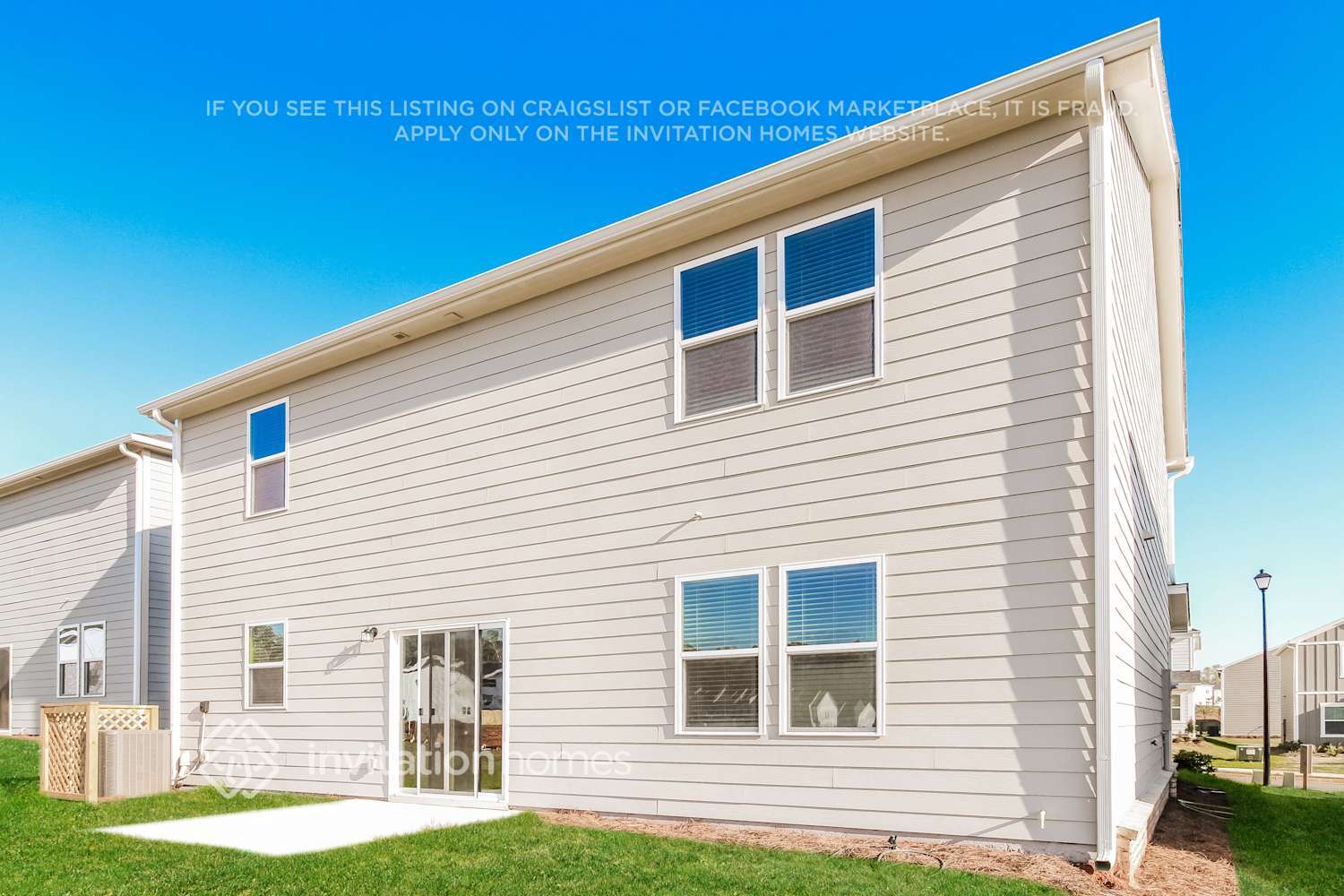 Building Photo - 2025 Blackbird Cir