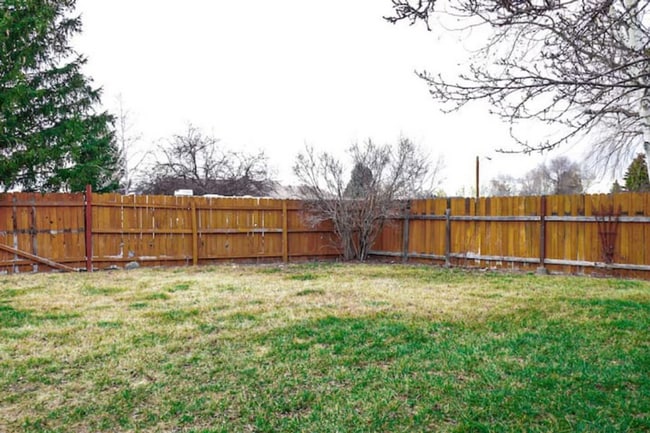 Building Photo - 3279 SW Pumice Pl