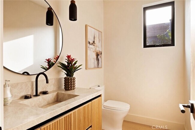 Building Photo - 3962 Alla Rd