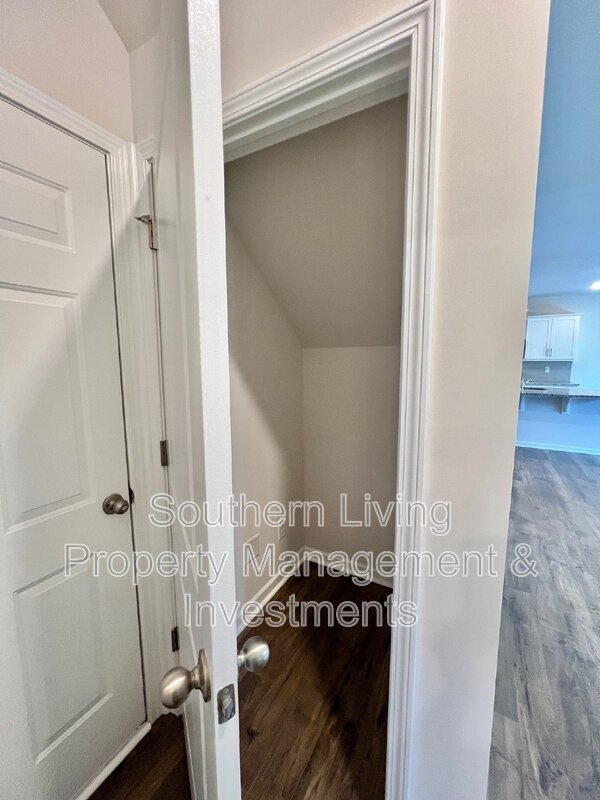 Building Photo - 3120 Winged Elm St