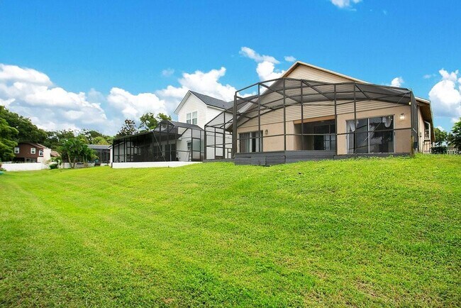 Building Photo - 3030 Tall Timber Dr
