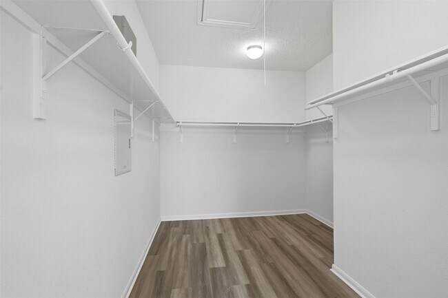 Building Photo - 3904 Waterworth Wy