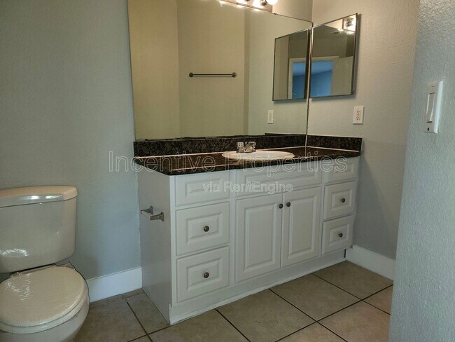 Building Photo - 4720 Walden Cir