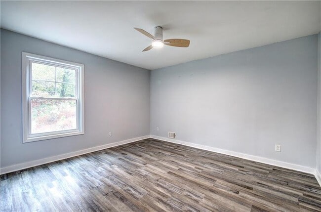 Building Photo - 5217 Highland Trail