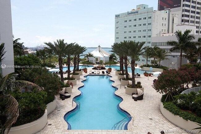 Building Photo - 244 Biscayne Blvd