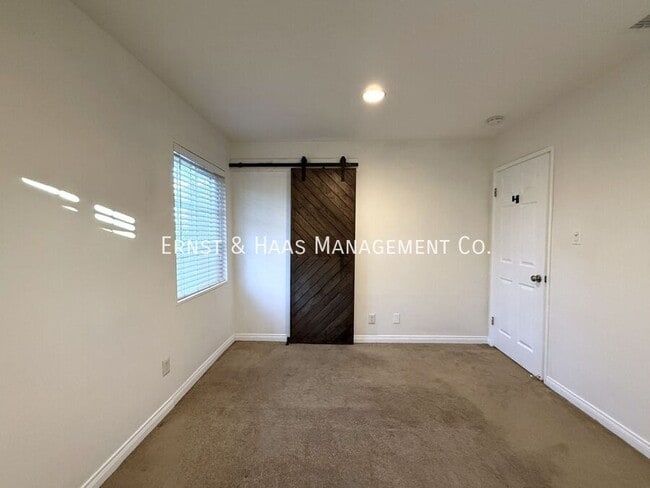 Building Photo - 6926 E Rendina St