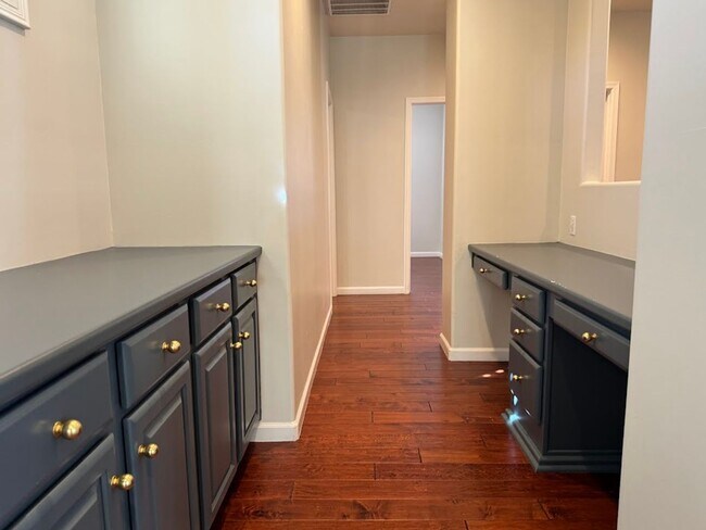 Building Photo - Resort-Style Phoenix Home with Pool, Outdo...