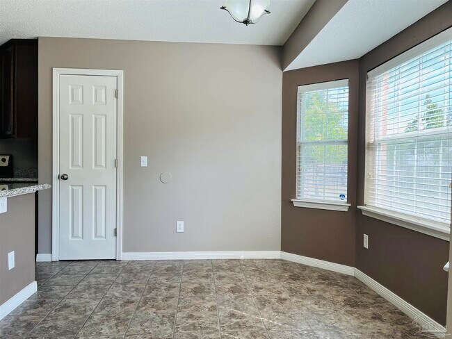 Building Photo - 5498 Keel Dr