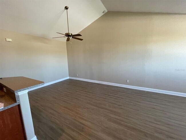 Building Photo - 10365 Pendleton Ave