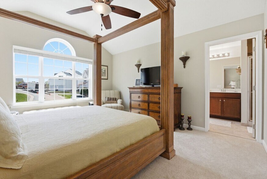 Building Photo - 263 Winding Hill Dr