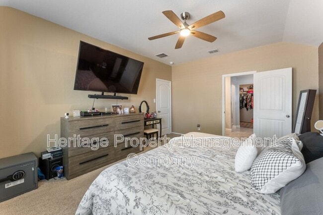 Building Photo - 829 Margay Lp