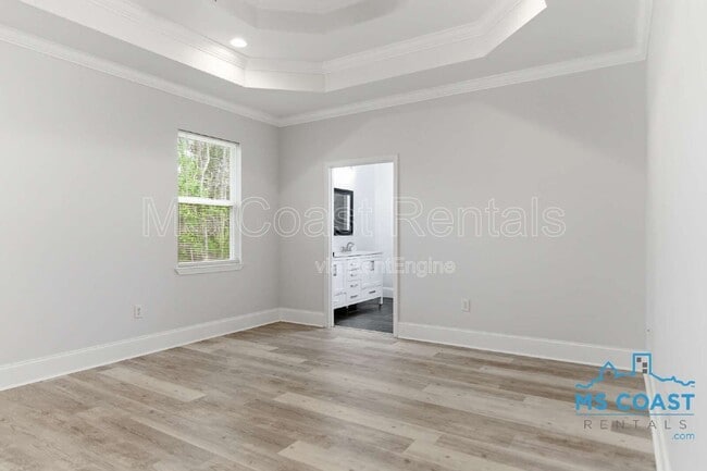 Building Photo - 15334 Oak Creek Cove