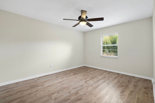 Building Photo - 17951 Dangler Rd
