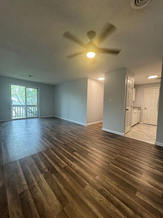 Interior Photo - Creekside Apartments