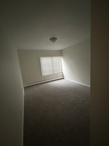 Bedroom 1 - 2707 Valmont Rd