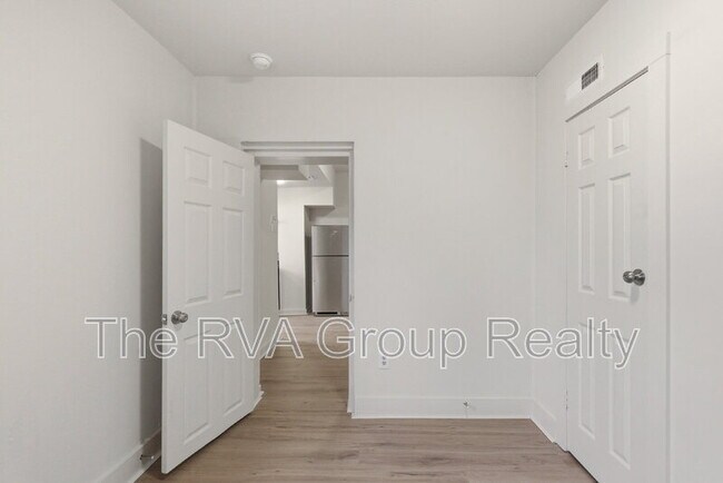 Building Photo - 27 S Jefferson St