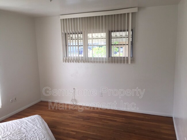 Building Photo - 4938 Art St