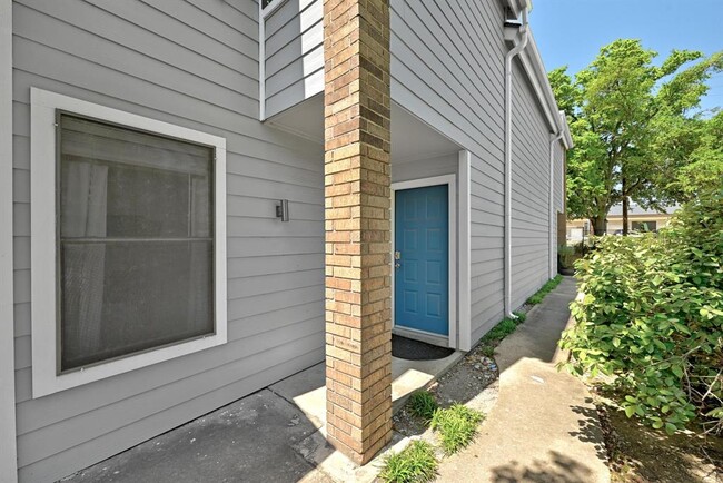 Building Photo - 7635 Guadalupe St