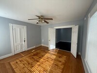 Building Photo - 39 Bremer St