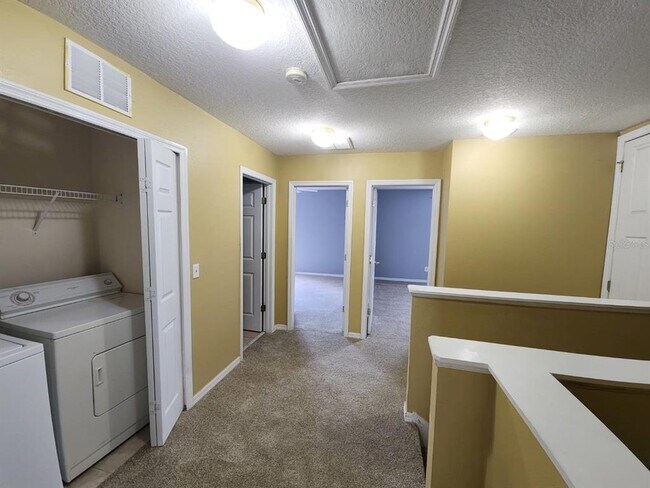 Building Photo - 10156 Vickers Ridge Dr