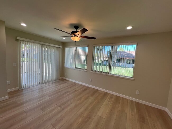 Building Photo - Beautiful Coronado II for Rent