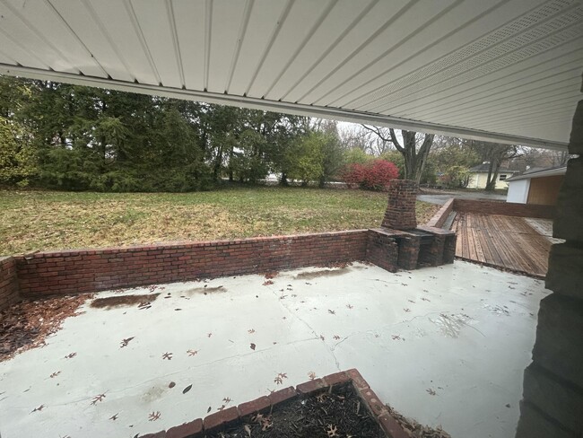 Building Photo - 104 Colby Hls Dr