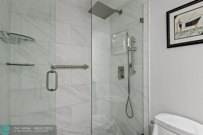 Building Photo - 3700 Galt Ocean Dr