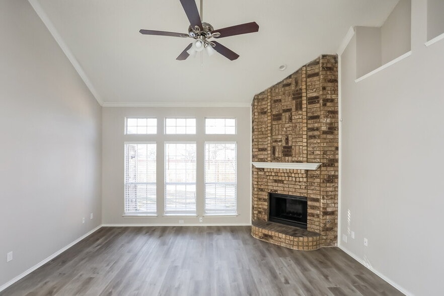 Building Photo - 532 Saddle Head Dr