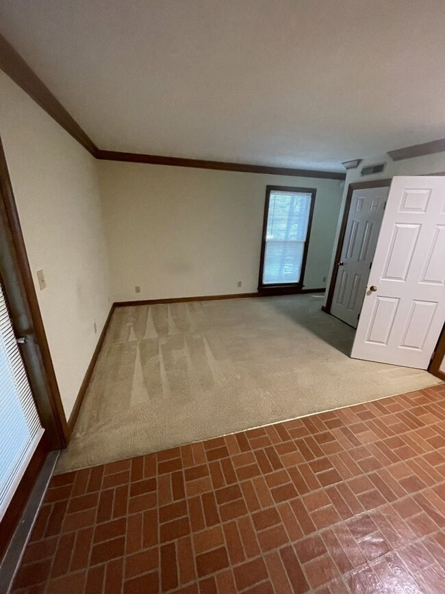 Building Photo - 3530 Ivy Commons Dr