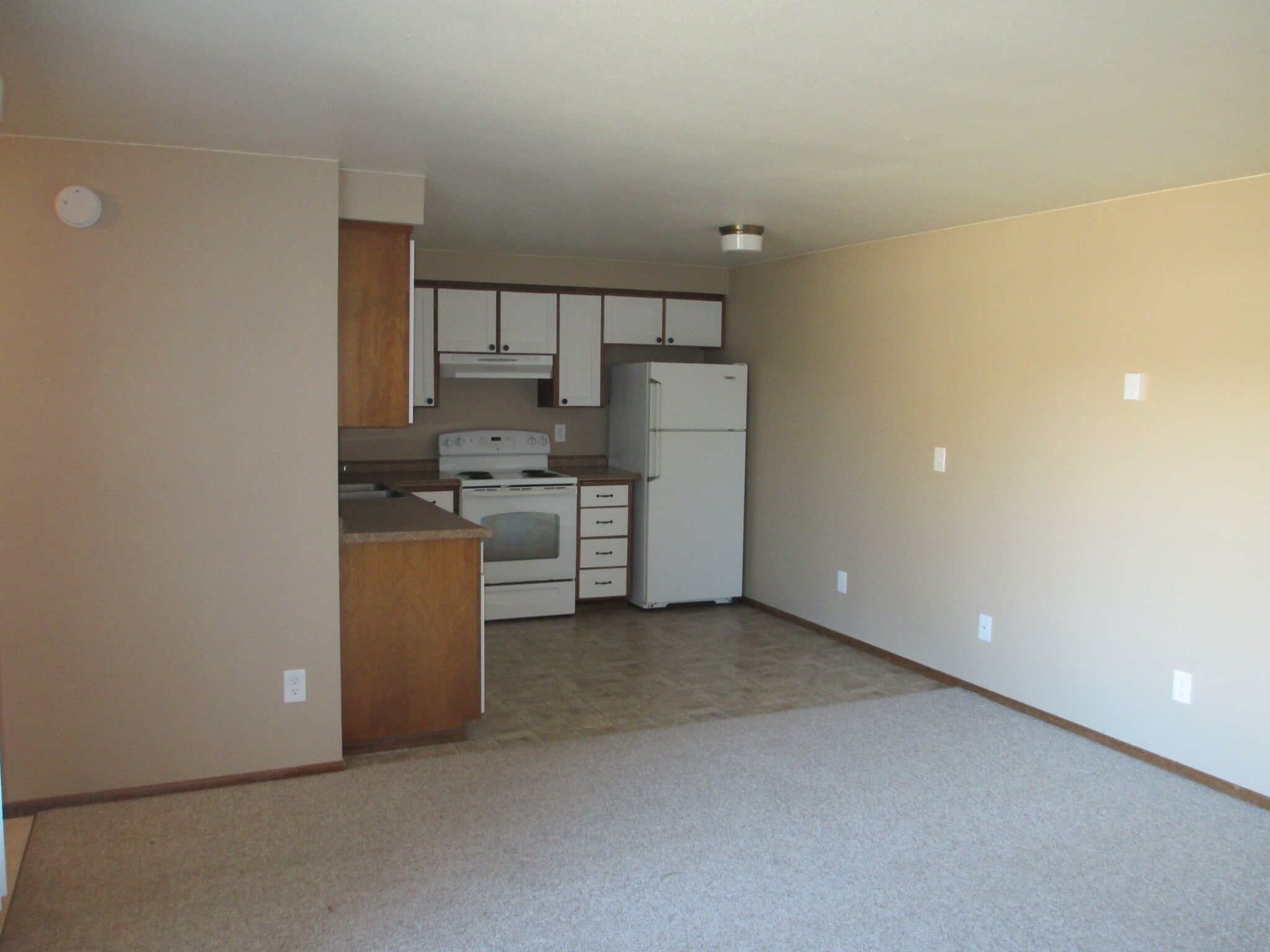 Building Photo - 3322 NE Lancaster St