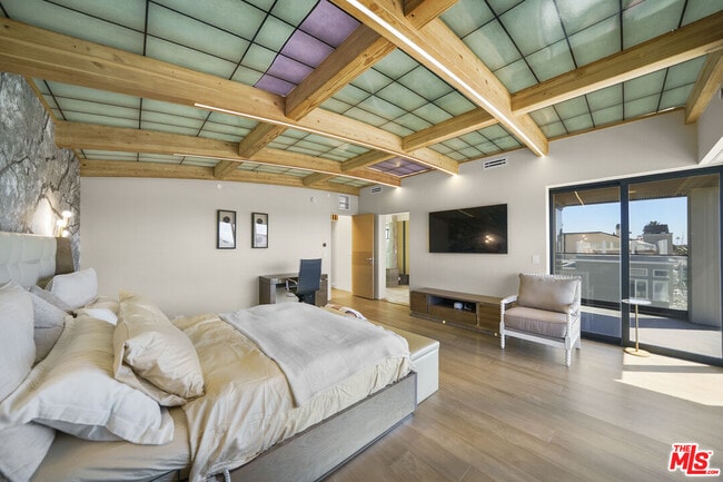 Building Photo - 1500 Ocean Dr