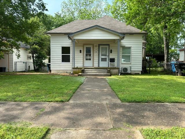 Primary Photo - 116 W Heron St