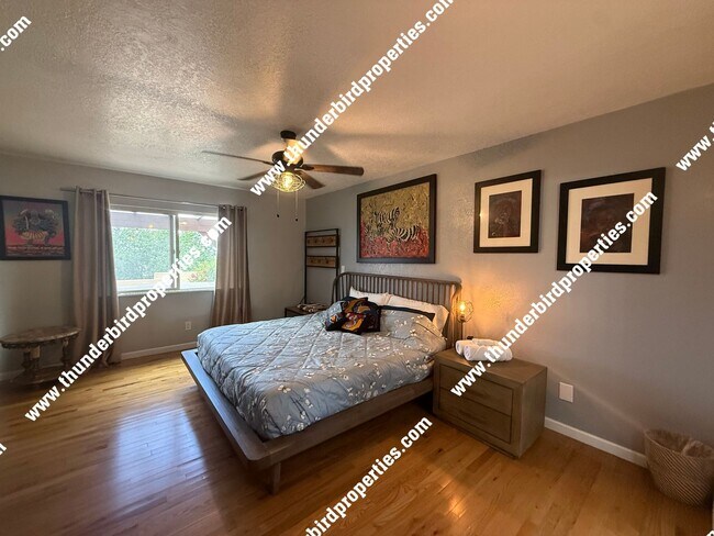 Building Photo - 65 Pheasant Hill Dr NE