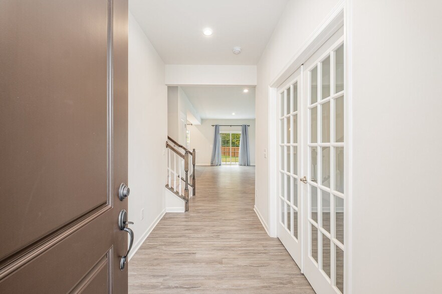 Building Photo - 971 Fancher Ln