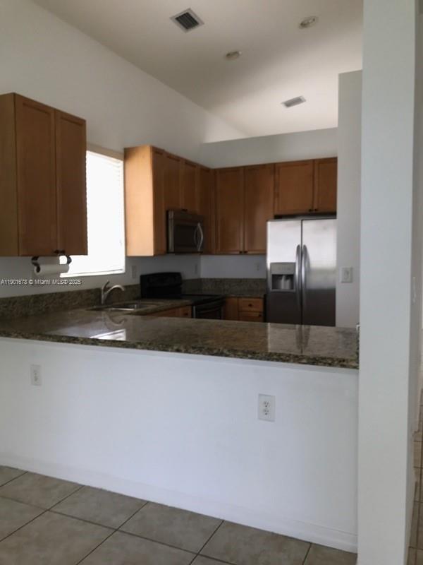 Building Photo - 2173 SE 2nd St