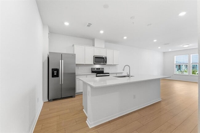 Building Photo - 11318 Nona Sound St