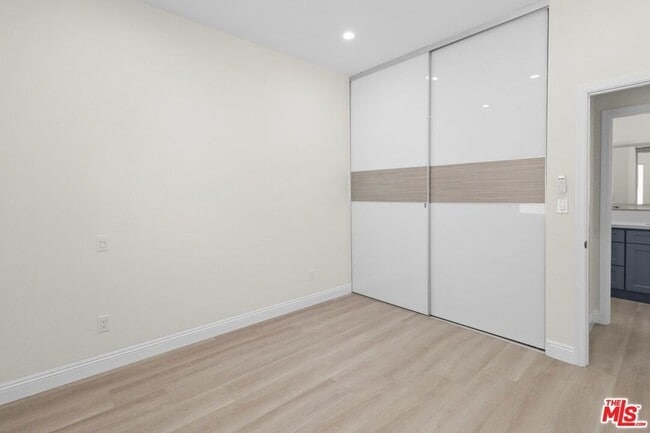 Building Photo - 2445 Harwood St