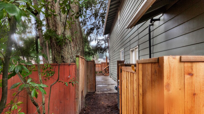 Building Photo - 15270 SW Springdale Ct