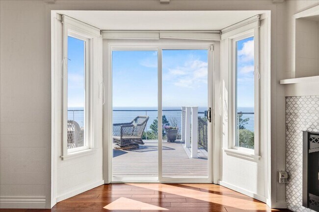 Building Photo - REDUCED PRICE Stunning Highlands Home Located in Carmel, CA!