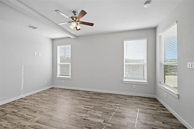 Building Photo - 3475 Valley Vista Dr