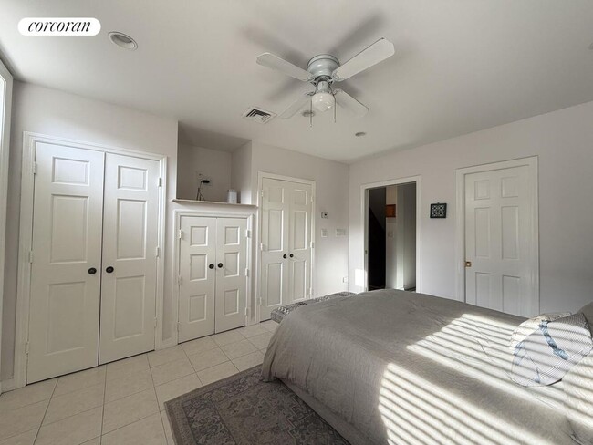 Building Photo - 30 1st St