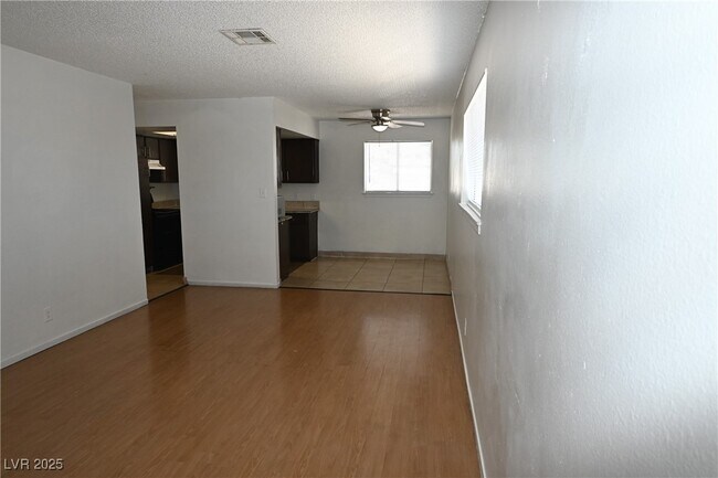 Building Photo - 2301 Stewart Ave
