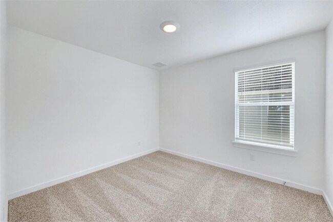 Building Photo - 2301 Wallin Bradley Dr