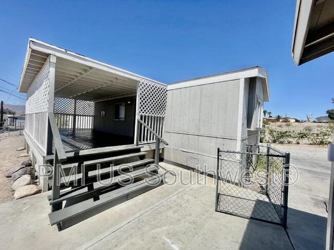 Building Photo - 1410 Mohave Cir
