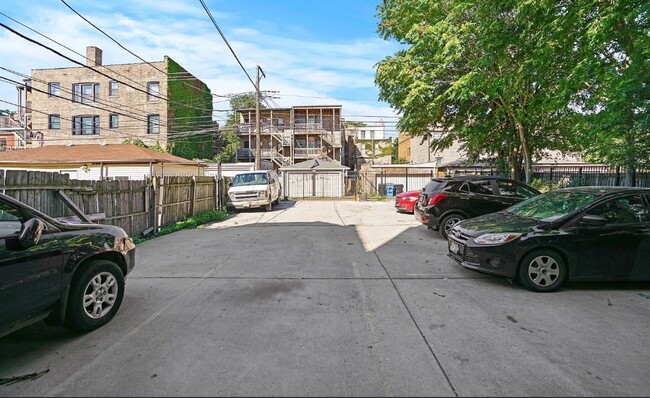 Building Photo - 4544 S Indiana Ave