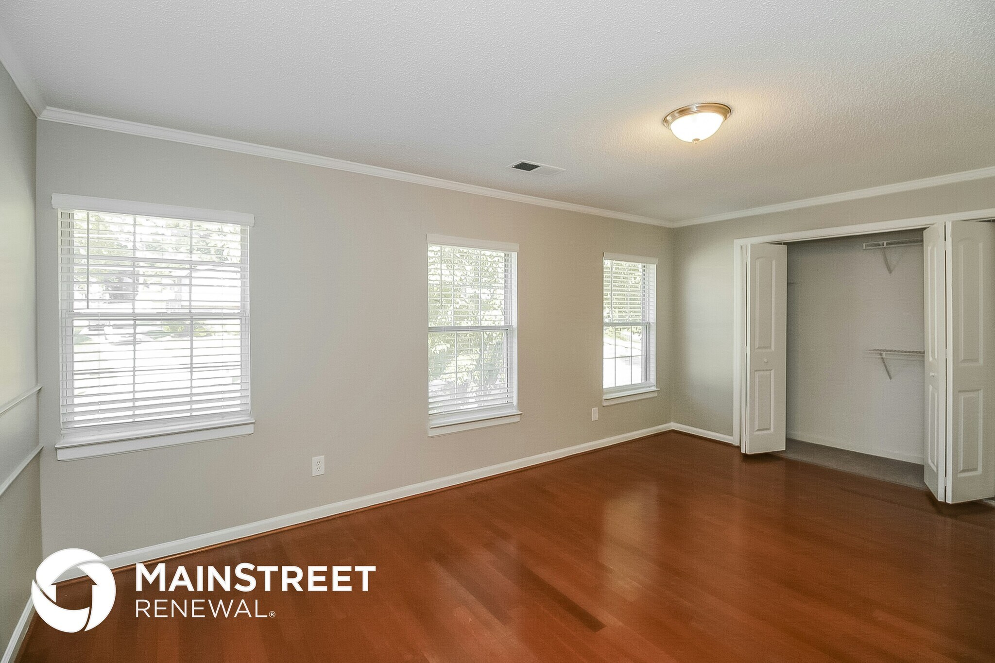 Building Photo - 2190 Surrey Trail