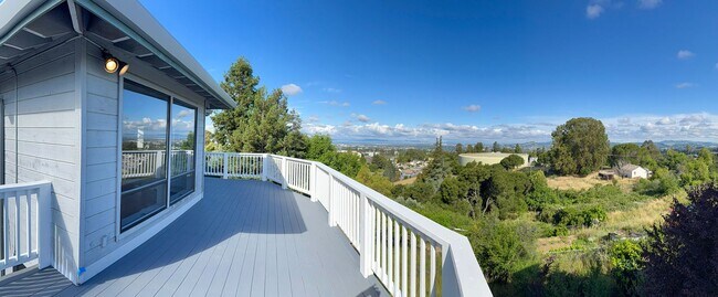 Building Photo - $4,390 / 3 BR + OFFICE - LUXURY HILLTOP HOME WITH PANORAMIC BAY & CITY-LIGHT VIEWS