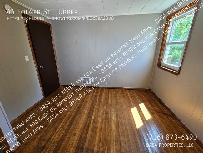 Building Photo - 44 Folger St